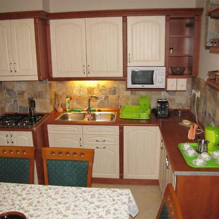 Szegfu Apartman Villa Hajdúszoboszló Dış mekan fotoğraf