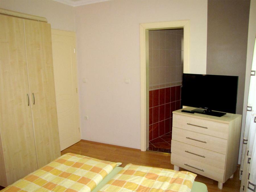 Szegfu Apartman Villa Hajdúszoboszló Dış mekan fotoğraf